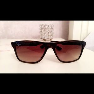 Ray ban sunglasses